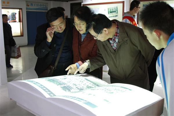 复件 校庆4.jpg