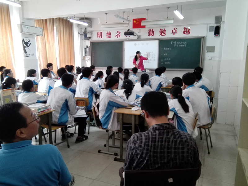 吕.jpg