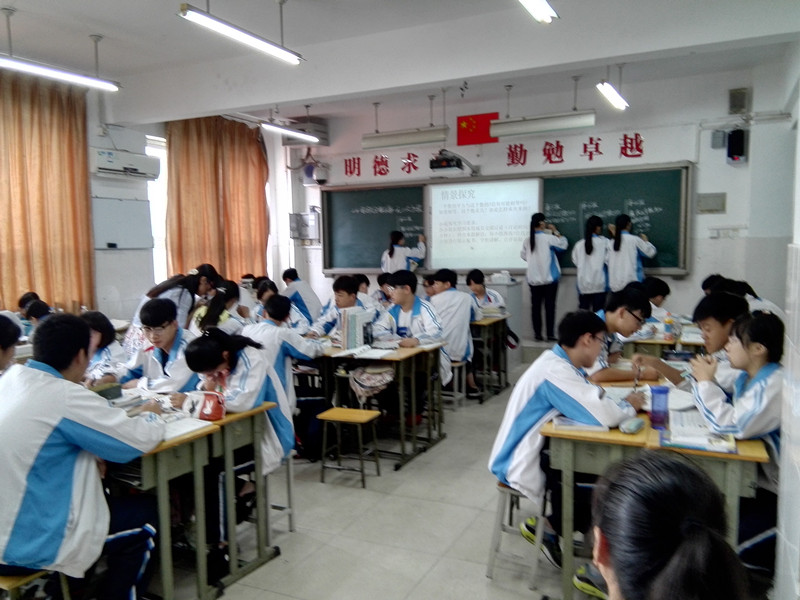 吴_副本.jpg